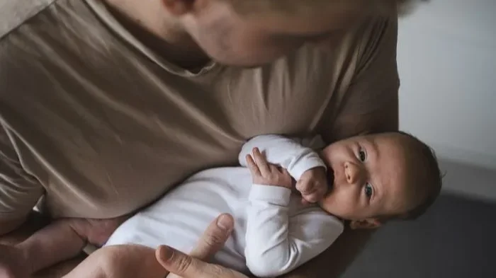 Licença-paternidade deve aumentar pra 20 dias