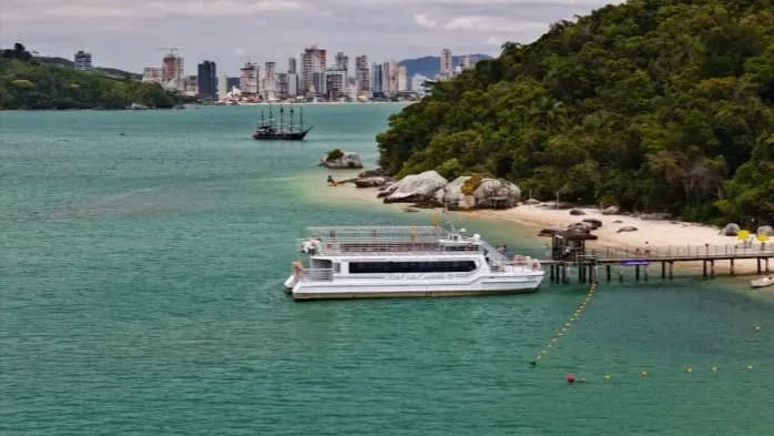 Catamarã entre BC e Porto Belo começa a operar ainda em novembro