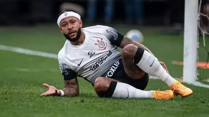 Esporte - Corinthians acumula dívida milionária com Memphis e diretoria pede corte de gastos