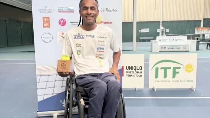 Esporte - Ymanitu Silva é campeão de duplas no tênis em cadeira de rodas na França