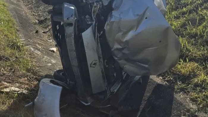 Motorista fica ferida em capotamento na BR 470