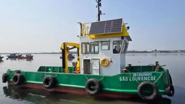 BUSCAS- Catarinenses estão desaparecidos após naufrágio de rebocador no Rio de Janeiro