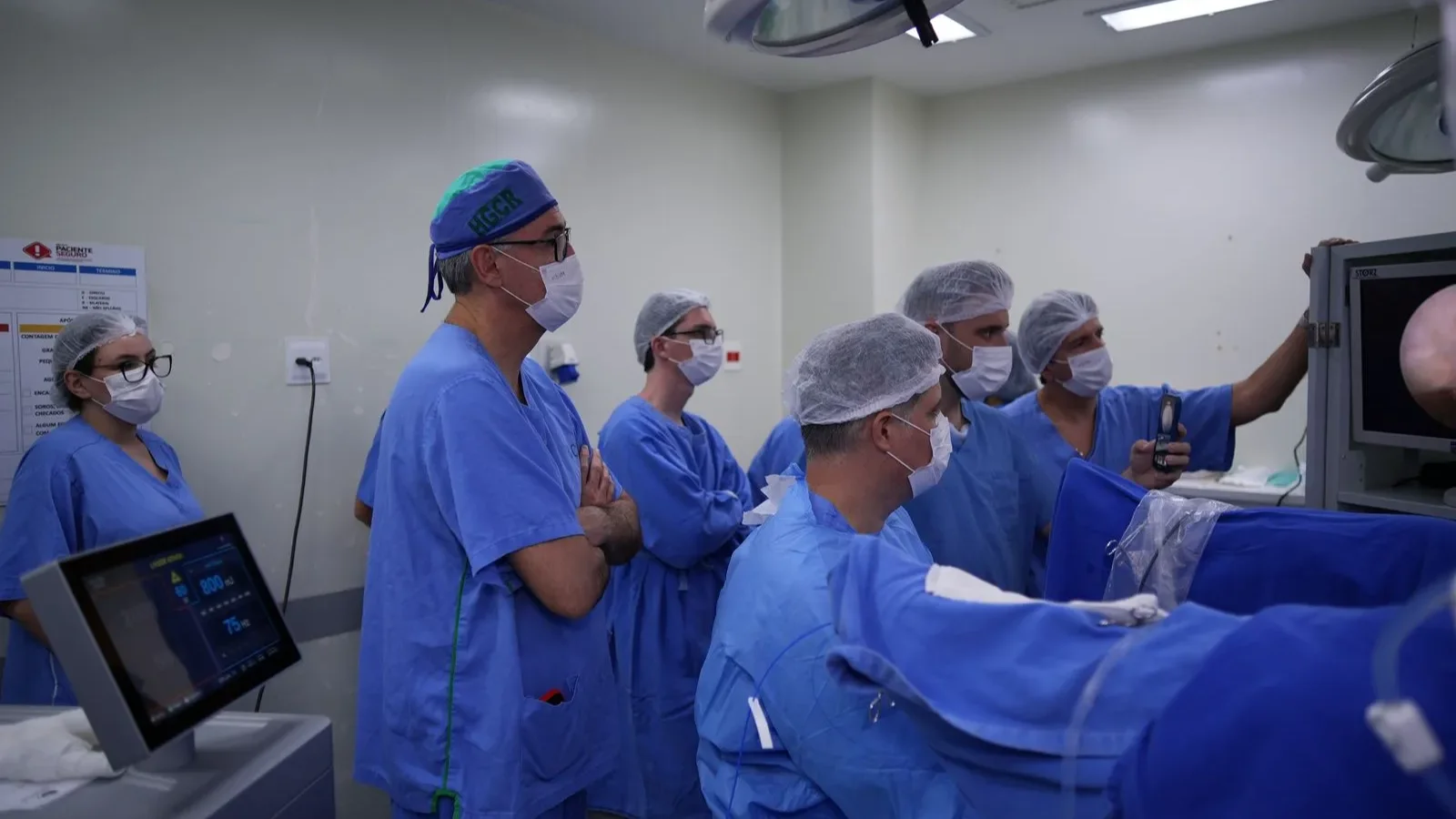 SC recebe tecnologia inédita no SUS com cirurgias a laser