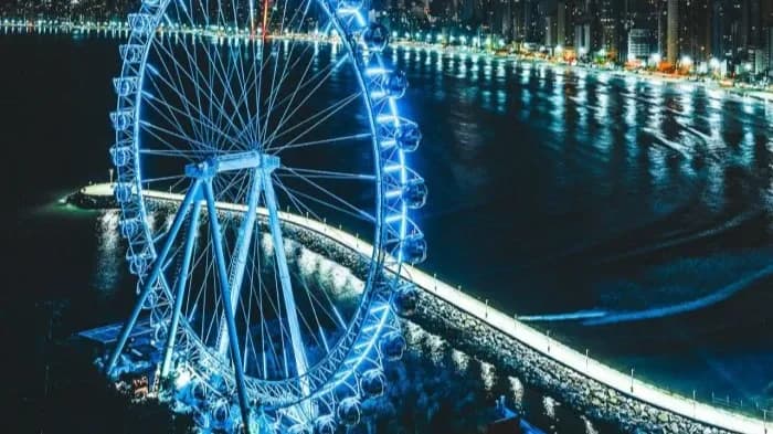 Roda-gigante vai celebrar cinco anos com megashow gratuito em Balneário Camboriú