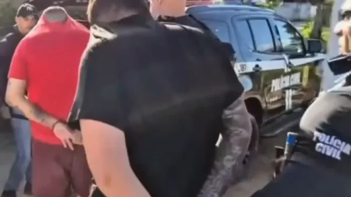 ITAJAÍ - Suspeitos de assassinar um homem com 13 tiros no Cidade Nova são presos